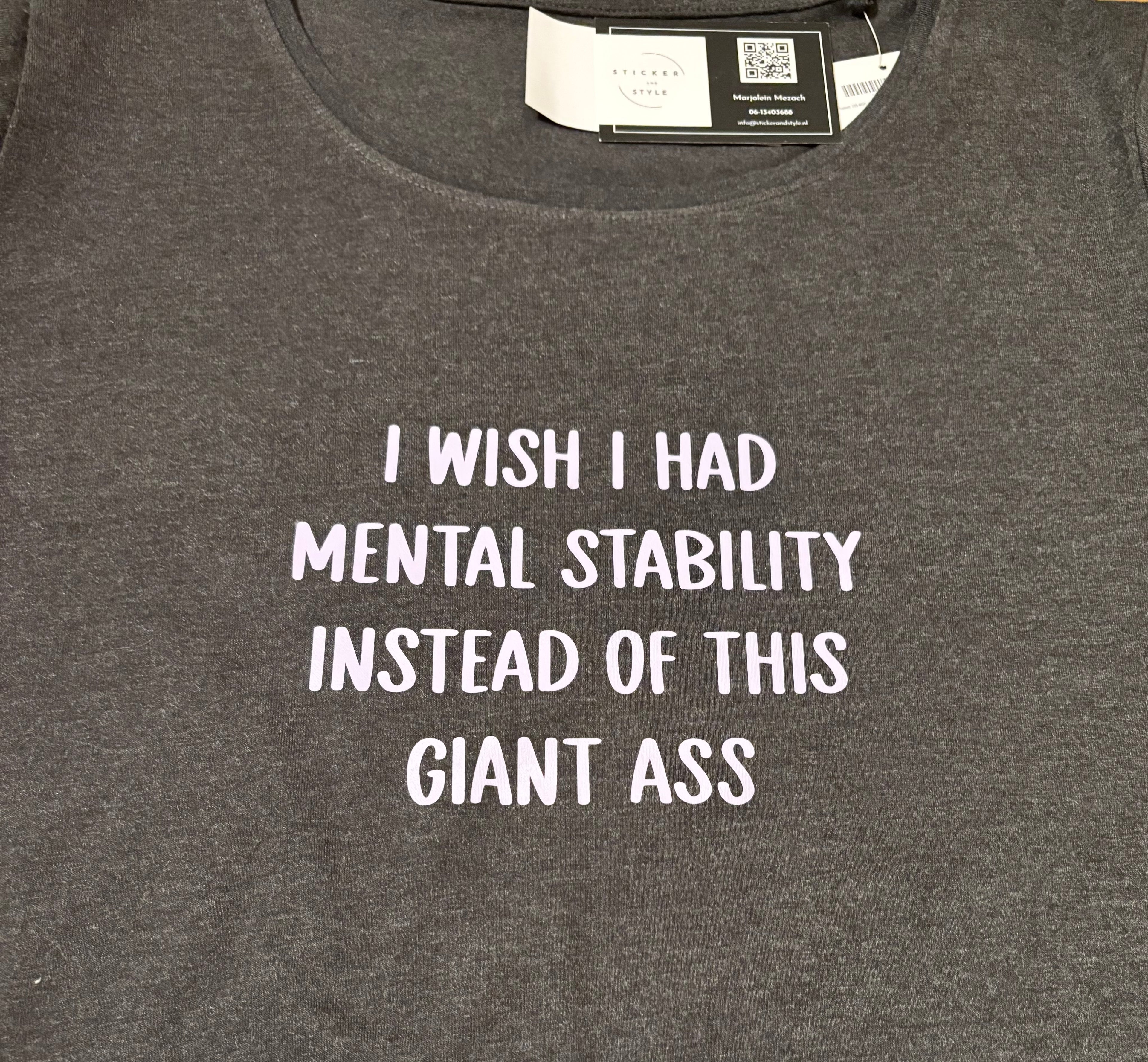 T-shirt met opdruk 'Mental Stability'