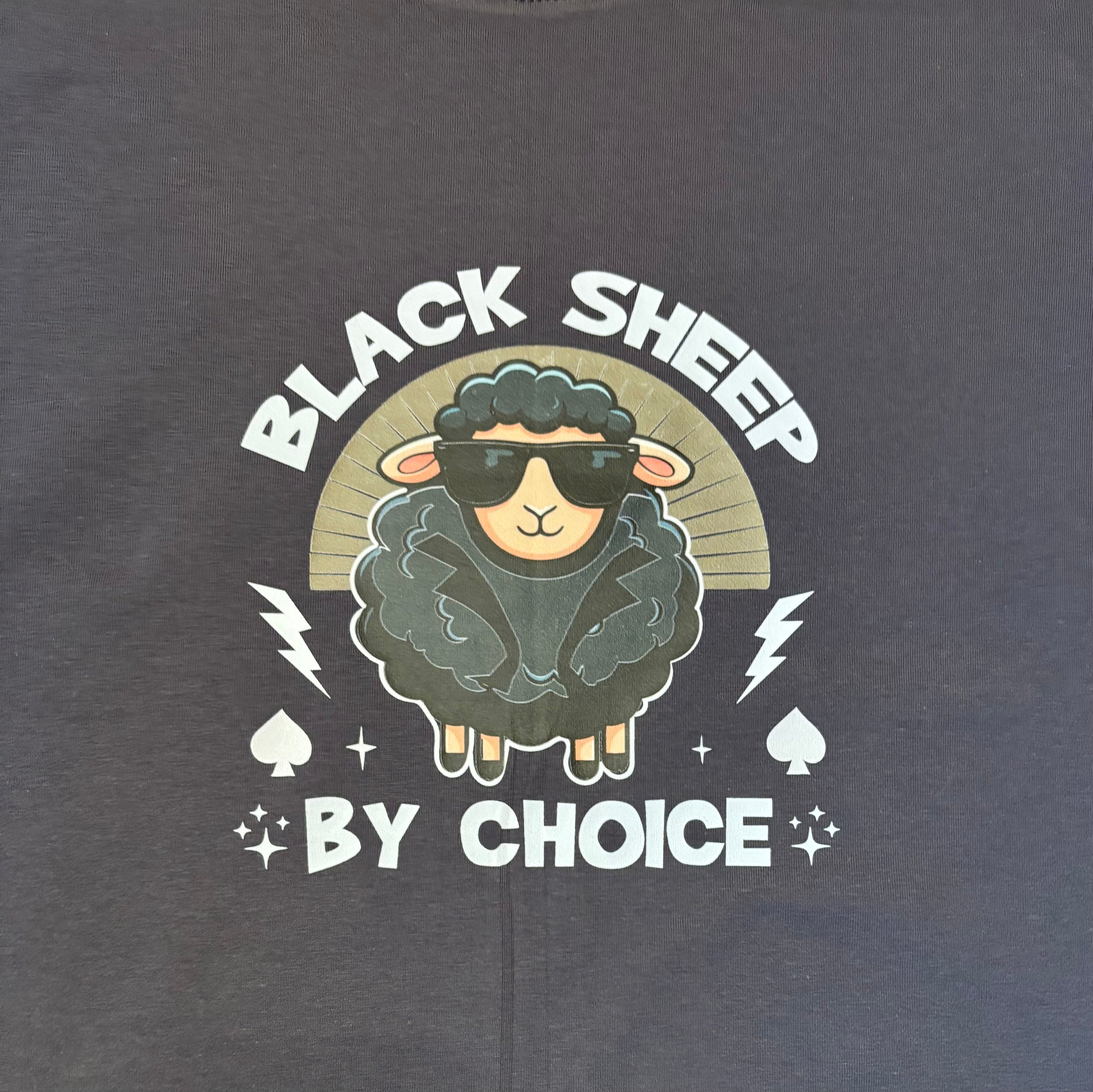T-shirt met opdruk 'Black Sheep'
