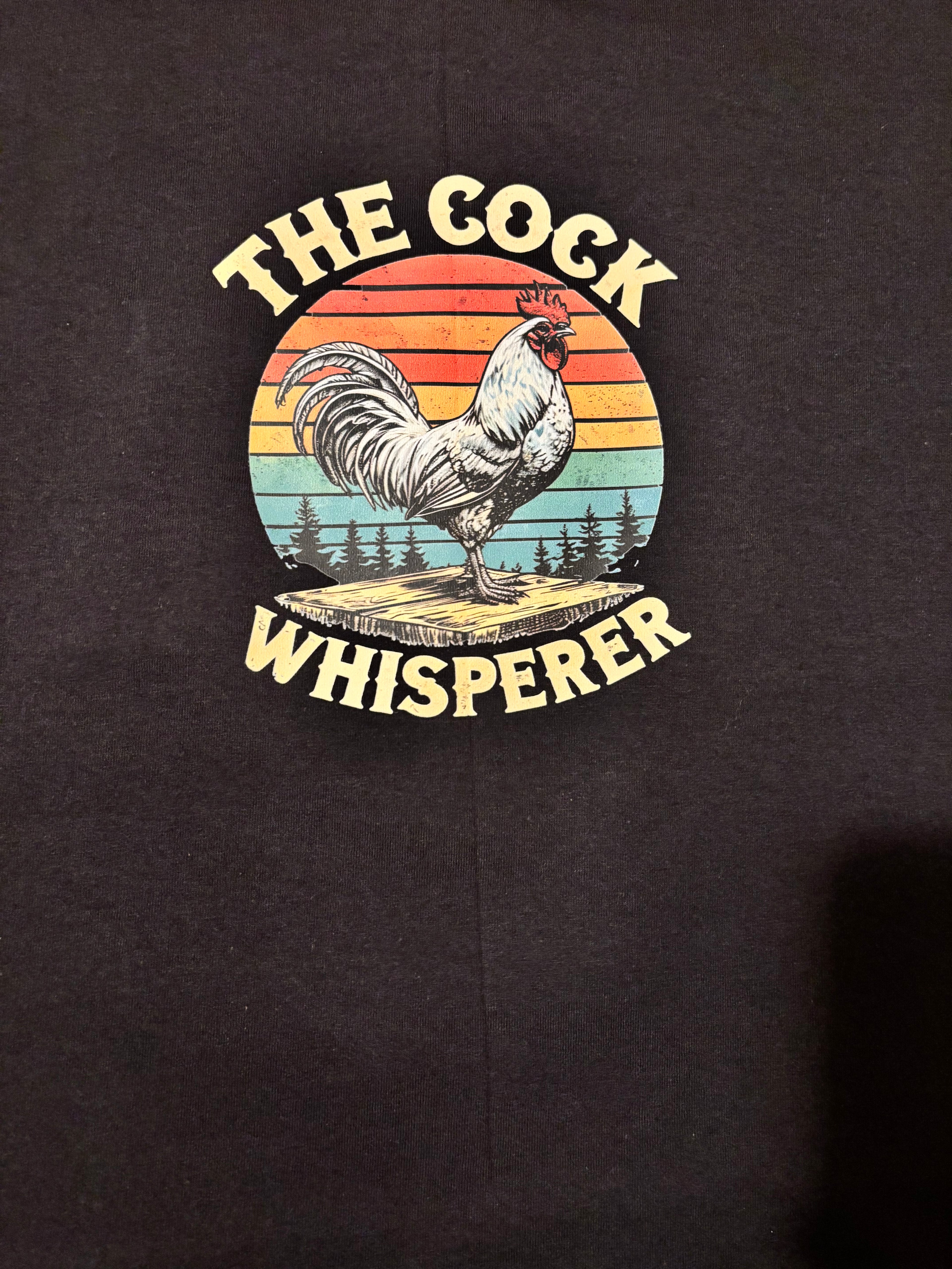 T-shirt met opdruk 'The cock whisperer' '