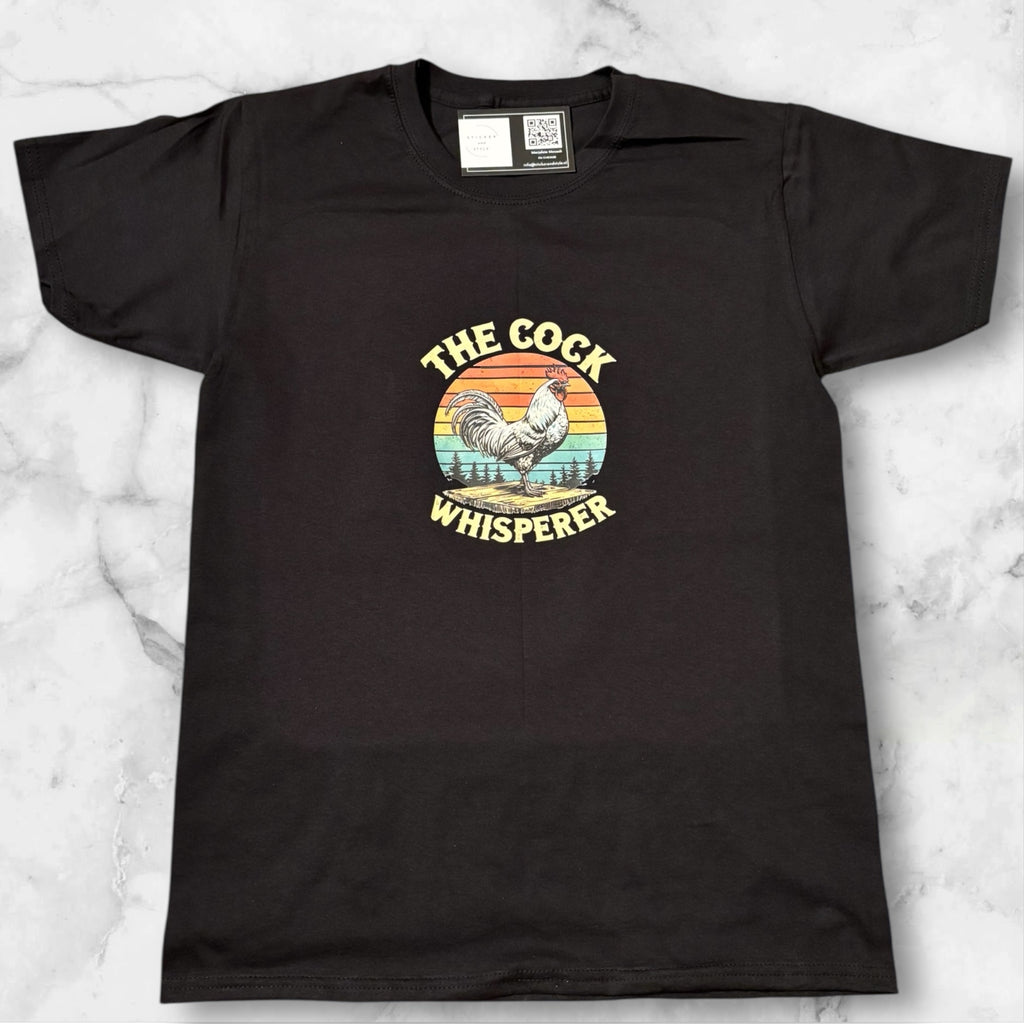 T-shirt met opdruk 'The cock whisperer' '